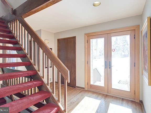 5th image of 10900 Beckman Way