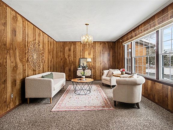 4th image of 5691 Lincoln Rd