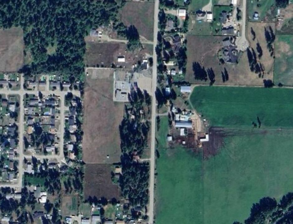 2nd image of 423 Whitevale Rd