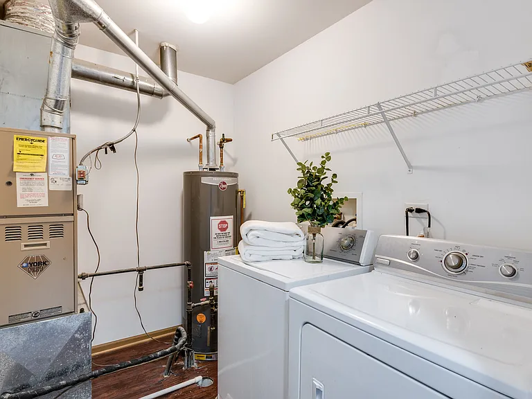 806 Woodewind Dr — Photo 21