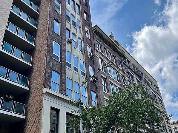 58 W 15th St APT 8, New York, NY 10011