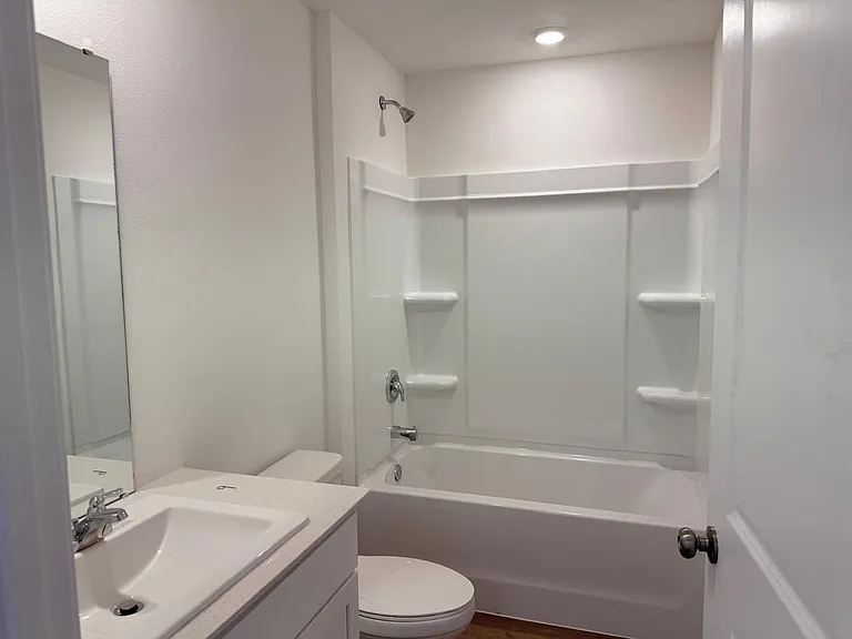 118 Bay Springs Blvd — Photo 9