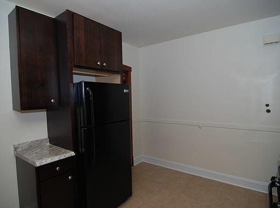 5th image of 3921 N Linder Ave #1