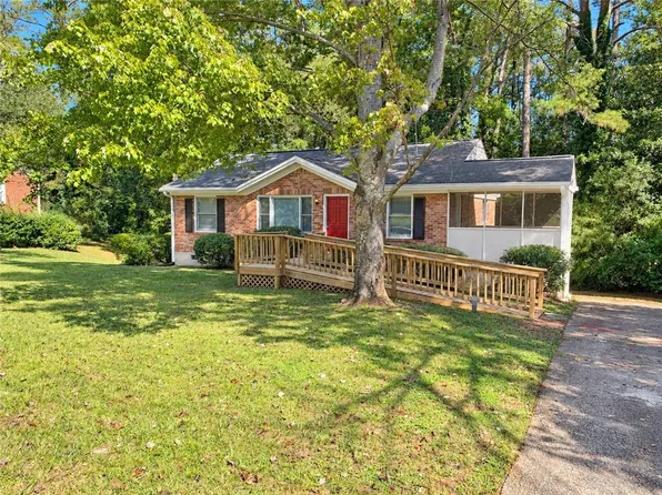 1438 Midlawn Dr, Decatur, GA 30032