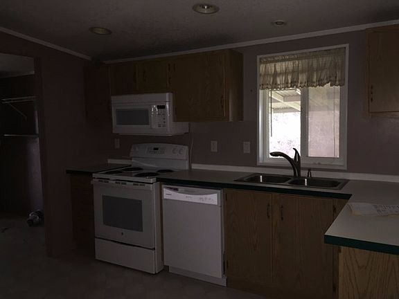 3rd image of 9007 215th Street Ct E