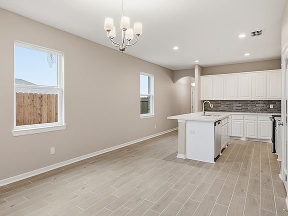 5th image of 5105 Carambola Ln