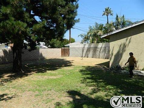 4th image of 405 N Morada Ave