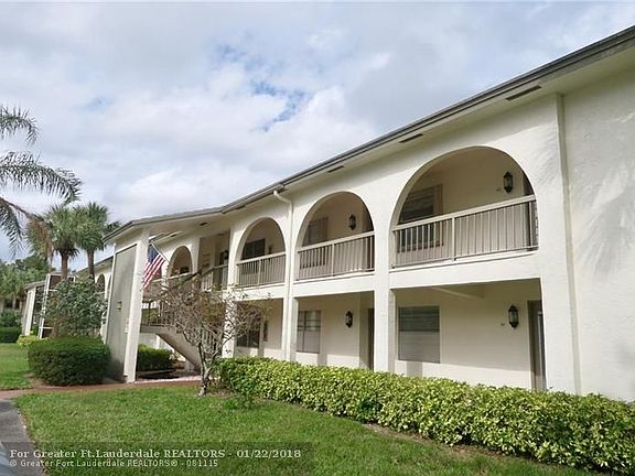 2nd image of 2701 Nassau Bnd APT G2