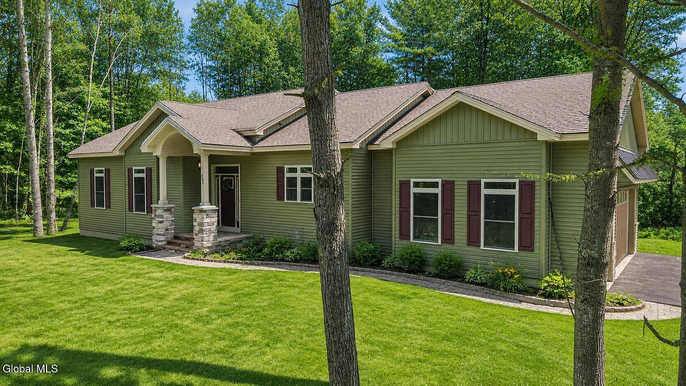 1st image of 478 Selfridge Road