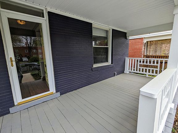 3rd image of 3121 Campbell St