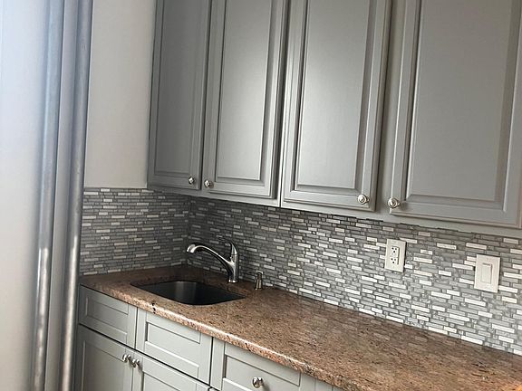 2nd image of 252 Sip Ave APT 44
