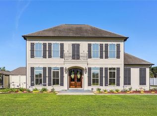 103 Pleasant Ridge Dr, Belle Chasse, LA 70037