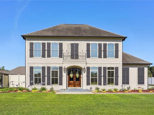 103 Pleasant Ridge Dr, Belle Chasse, LA 70037