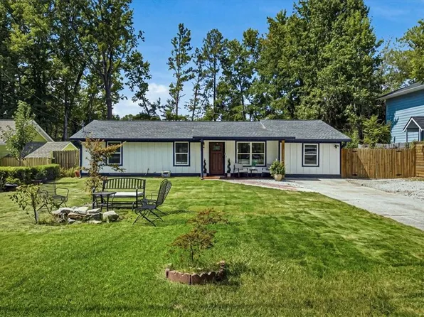 119 Cedar Ridge Trl, Lawrenceville, GA 30046
