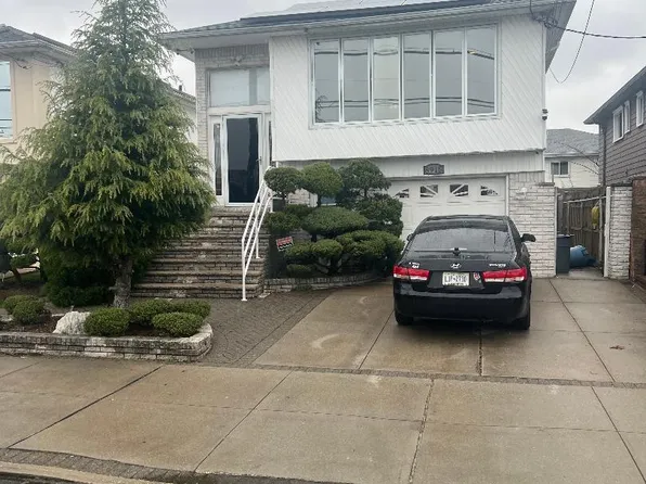 89-15 160 Avenue, Howard Beach, NY 11414