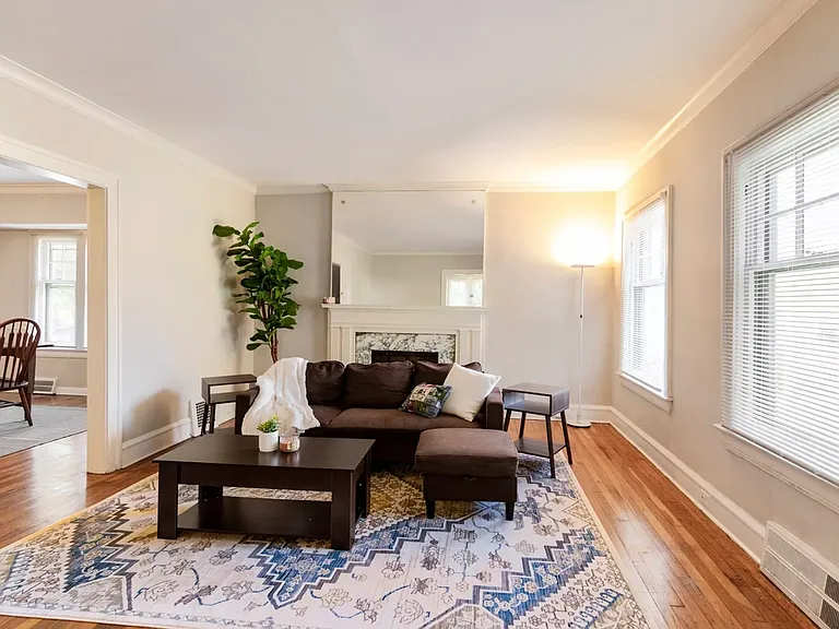3076 Yorkshire Rd #1 — Photo 3