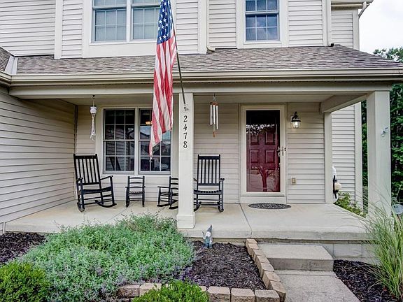 3rd image of 2478 Crestview Woods Ct
