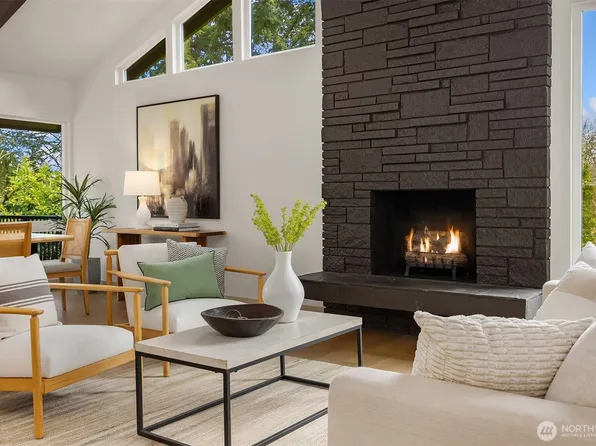 9740 SE 40th Street, Mercer Island, WA 98040