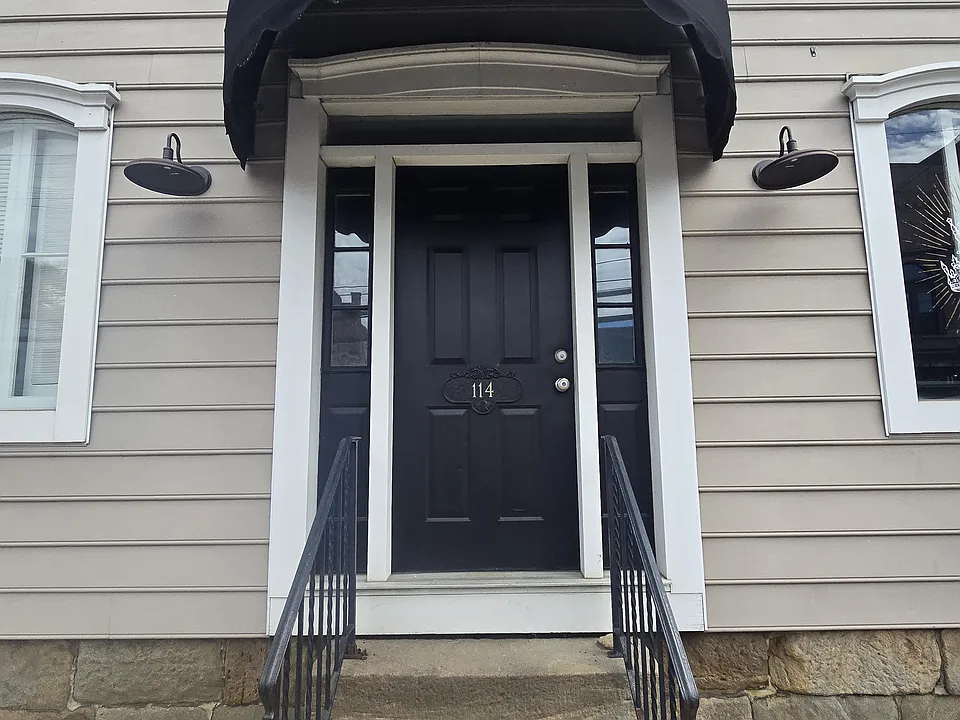 114 N Main St #1