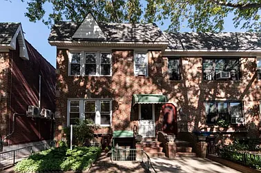 Rented by RealTegrity NY LLC