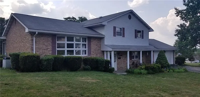 1506 Chestnut St photo 1