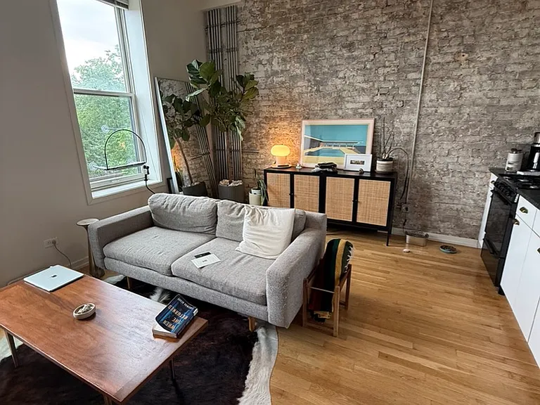 1422 N Milwaukee Ave #308 — Photo 3