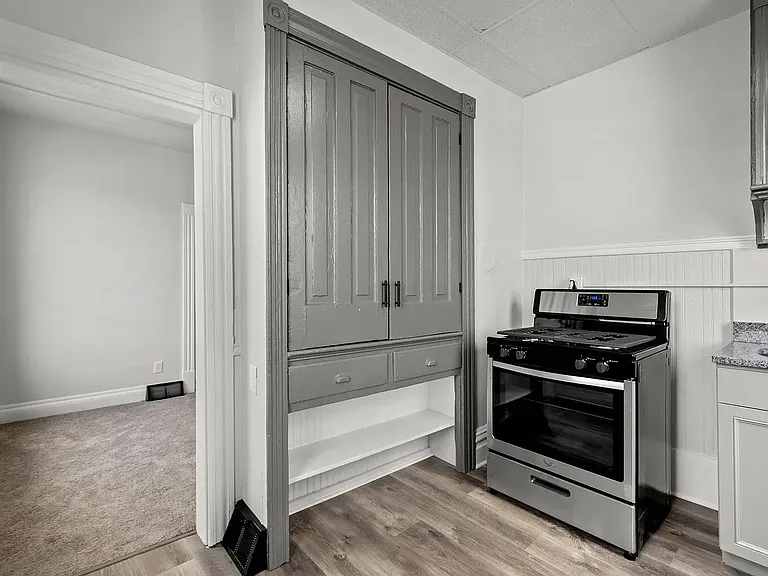 406 Boggs Ave — Photo 8