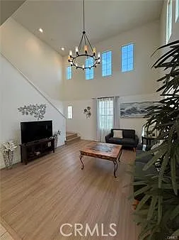 4 bed, 3.5 bath, 2000 sqft, $6,500 — Photo 3