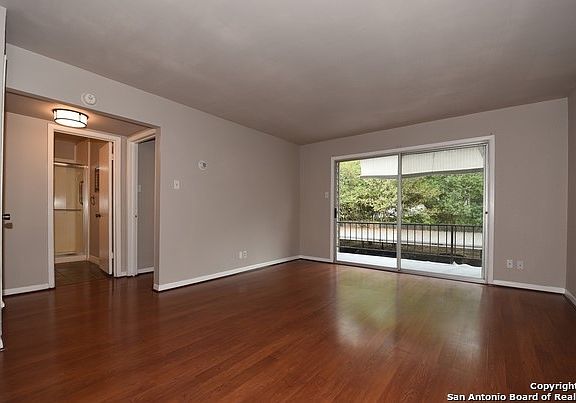 3rd image of 8030 Broadway St #201