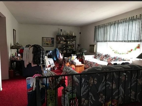 3rd image of 10 Stowe Ave
