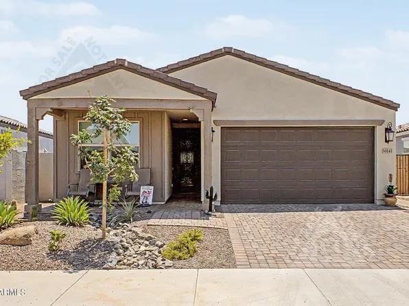 18141 W HIDDENVIEW Drive, Goodyear, AZ 85338