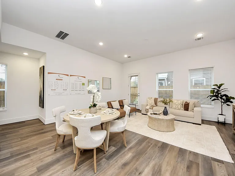 7504 Carver Rd #D — Photo 12