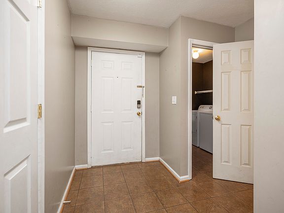 3rd image of 171 Elkhorn Meadows Dr