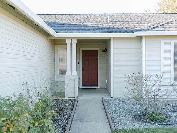 4th image of 1452 Duck Tail Ct