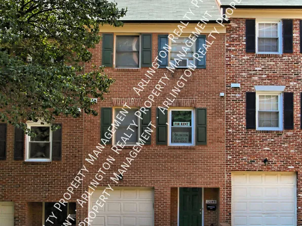 1204B N Wayne St, Arlington, VA 22201