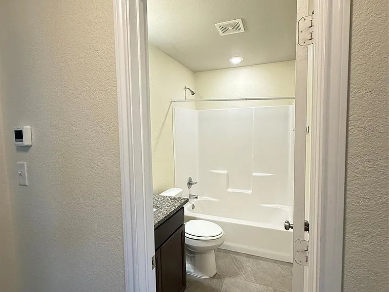 1134 Shadow Glenn Dr — Photo 10