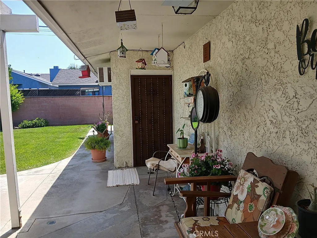 Building Photo - 10302 Mattock Ave