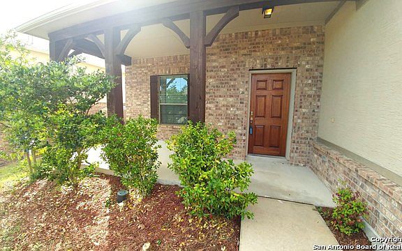 3rd image of 3607 Ashland Clf