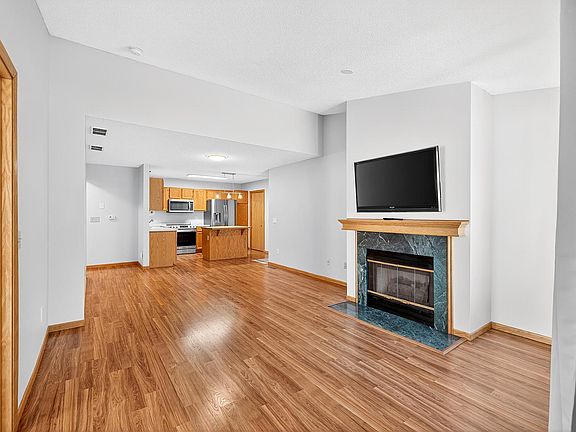 4th image of 9726 Moonbeam Ln