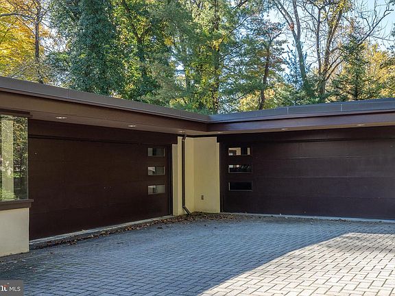 5th image of 51 Crosby Brown Rd