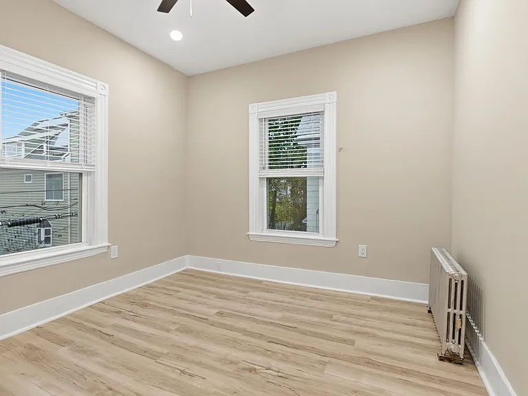 43 Lonsdale St #2 — Photo 14