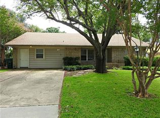 1305 Bryn Mawr Pl, Denton, TX 76201