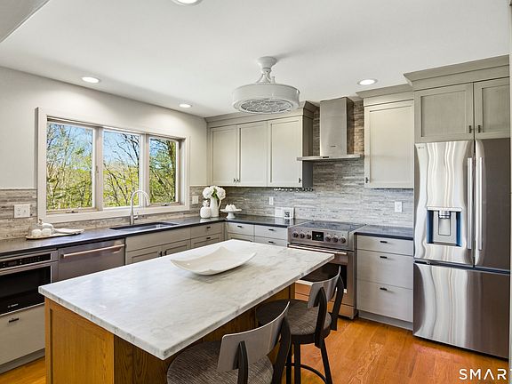 5th image of 28 Garnet Road