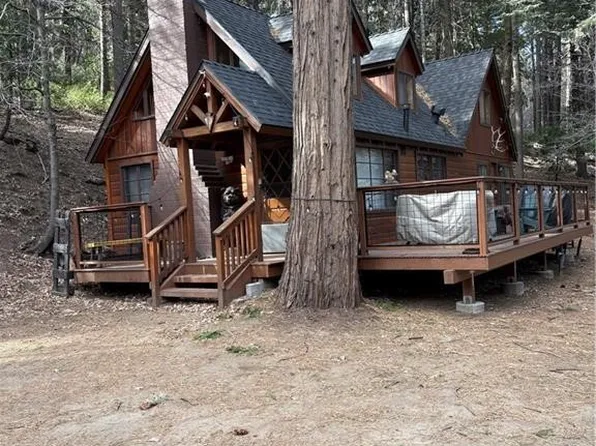 888 Cottage Grove Rd, Lake Arrowhead, CA 92352