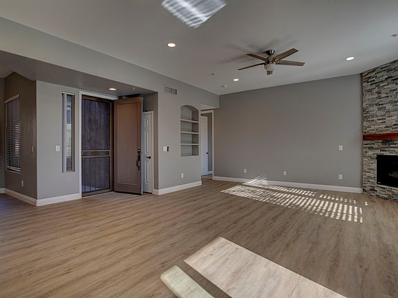2nd image of 16420 N Thompson Peak Pkwy Unit 1043