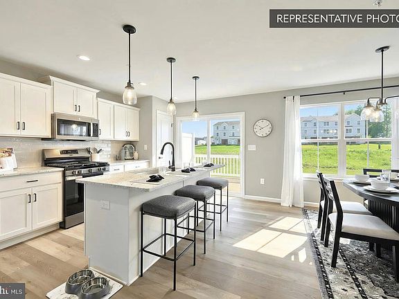 4th image of 1031 Addie Ln Lot 2702