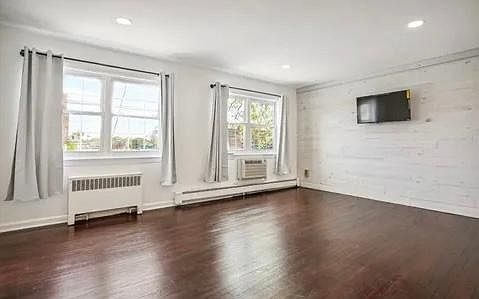 3rd image of 604 Chestnut St APT G
