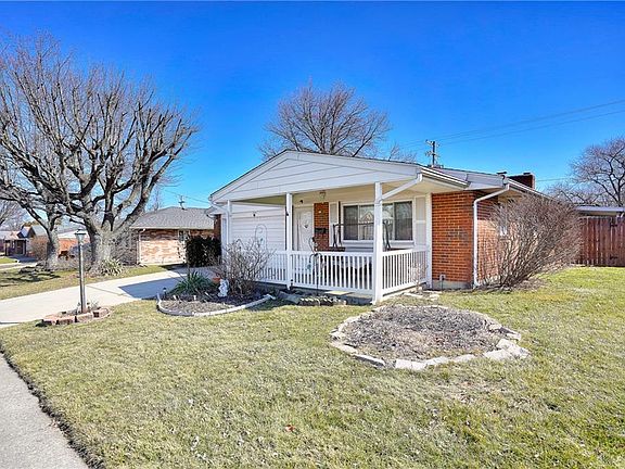 3rd image of 2724 Mohican Ave