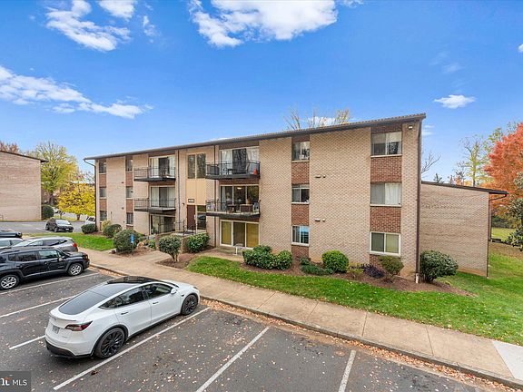 4th image of 4106 Mangalore Dr APT 302