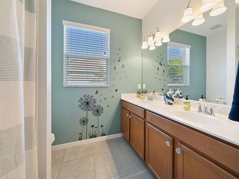 Guest bathroom with dual vanity